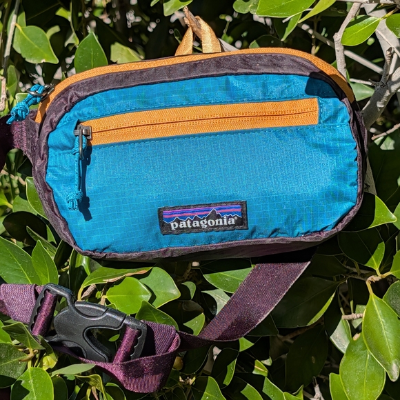 Patagonia Blue and Yellow Mini Bag - Picture 7 of 10